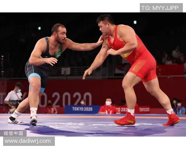 十五运会摔跤竞赛第三个竞赛日邓志伟完成“三连冠”